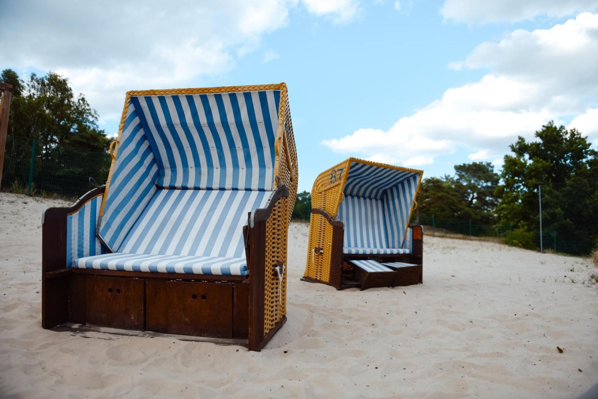 Forest Family Resort - Domki Caloroczne Ustka Dış mekan fotoğraf